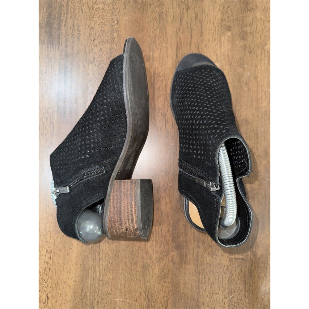 Lucky Brand Black Suede Perforated Ankle Booties Block Heel Side Zip Women's 8M